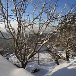 度假居 Mountain And Sea View