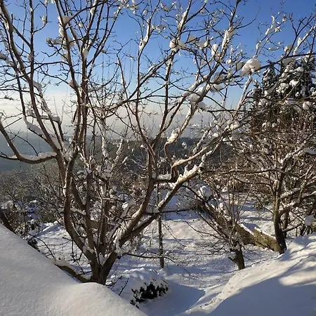 Vakantiehuis Mountain And Sea View