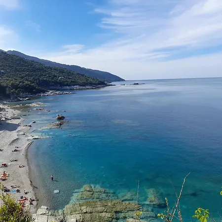 度假居 Mountain And Sea View