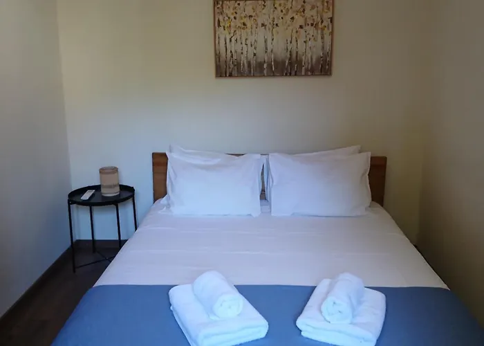 Mountain And Sea View Case de vacanță