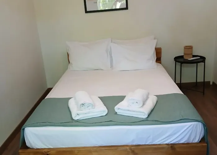 Mountain And Sea View Case de vacanță *